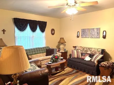 1900 N 22nd St, Springfield, IL 62702 photo 8