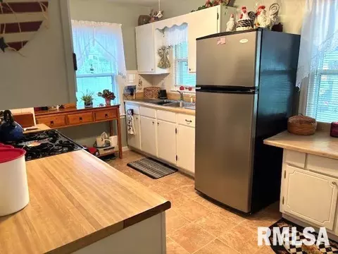 1900 N 22nd St, Springfield, IL 62702 photo 10