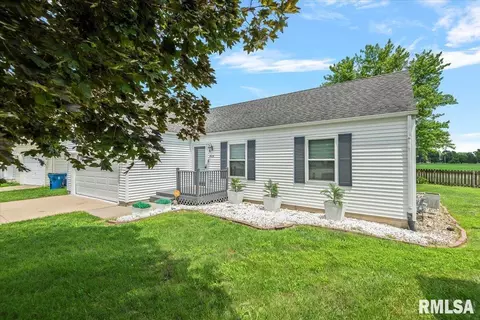 2436 Normal Dr, Springfield, IL 62707 photo 3