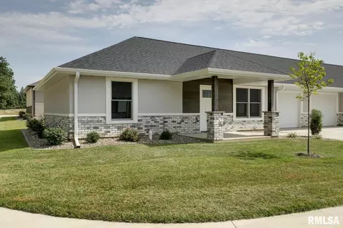 2803 N 23rd St, Quincy, IL 62305