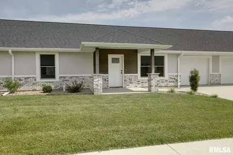 2811 N 23rd St, Quincy, IL 62305