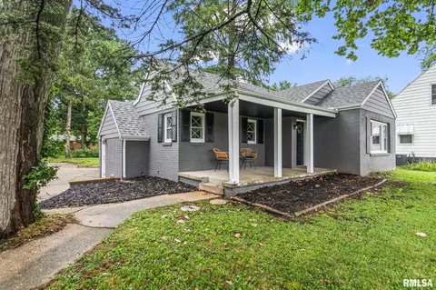3245 S 3rd St, Springfield, IL 62703