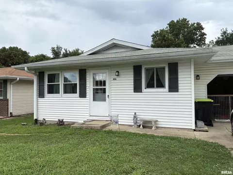 10 Gettysburg Dr # A, Jacksonville, IL 62650