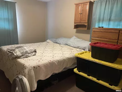 Bedroom - 3321 Buckner St, Springfield, IL 62703 photo 2 of 3