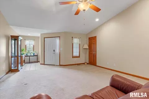 3511 Lytham Dr, Springfield, IL 62712 photo 7