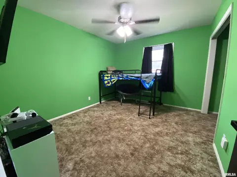 Bedroom - 2476 Arrowhead Dr, Springfield, IL 62702 photo 3 of 9