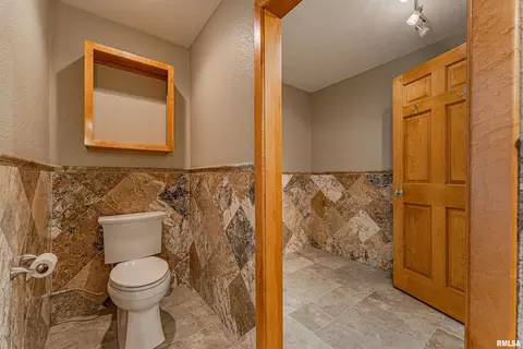 429 S Kickapoo St, Lincoln, IL 62656 photo 32