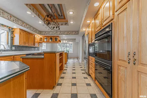 429 S Kickapoo St, Lincoln, IL 62656 photo 19