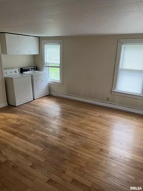 215 Cordelia St, Springfield, IL 62703 photo 4