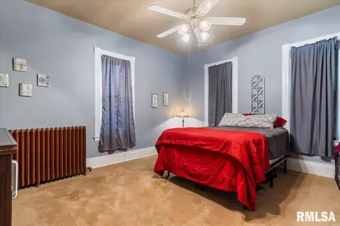 Bedroom - 1031 N Osburn Ave, Springfield, IL 62702 photo 3 of 5