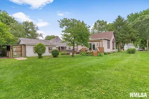 Exterior - 1031 N Osburn Ave, Springfield, IL 62702 photo 7 of 8