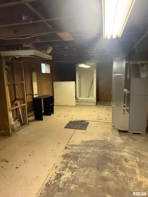 Other - 1637 Melrose St, Springfield, IL 62703 photo 5 of 10