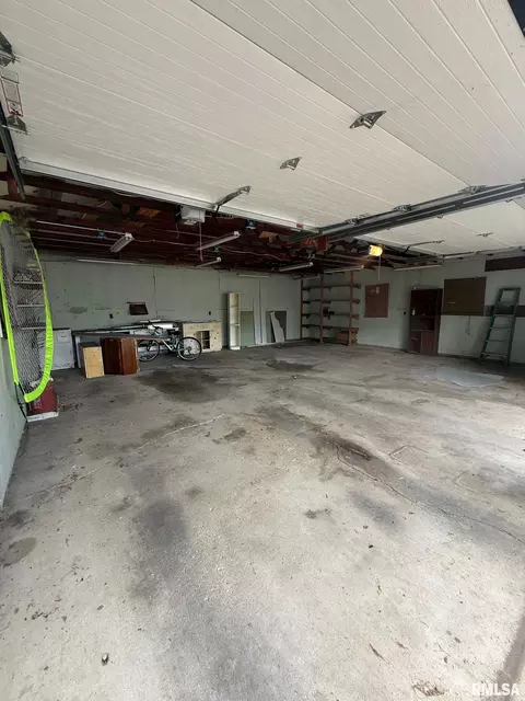 Other - 1637 Melrose St, Springfield, IL 62703 photo 7 of 10