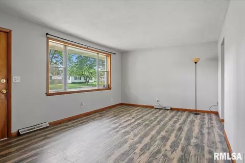 Other - 2307 Eastview Dr, Springfield, IL 62702 photo 3 of 4