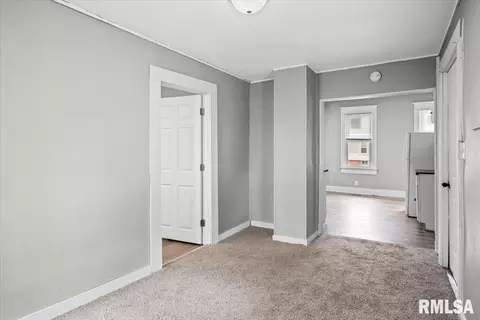 Entry Way - 2166 S 13th St, Springfield, IL 62703 photo 5 of 6