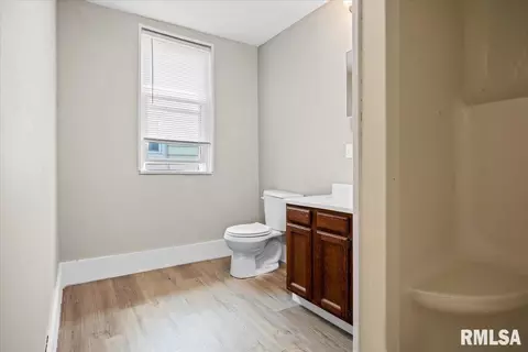 Entry Way - 2166 S 13th St, Springfield, IL 62703 photo 6 of 6