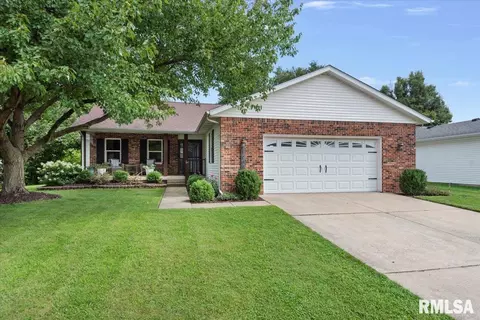 1907 Halifax Dr, Springfield, IL 62703