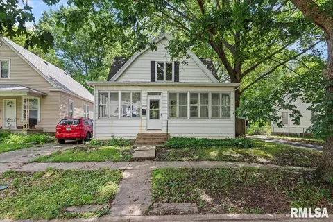 200 N Douglas Ave, Springfield, IL 62702