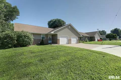 1131-1141 Kochs Ln, Quincy, IL 62305