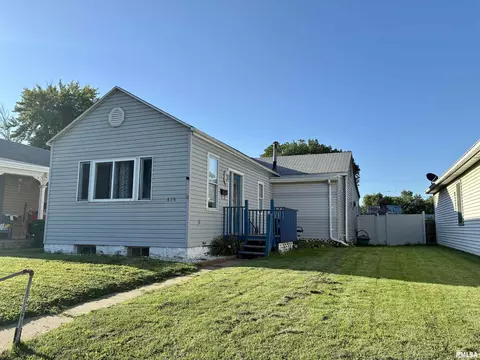 615 Monroe St, Quincy, IL 62301
