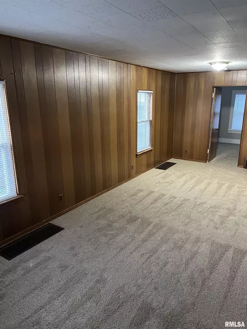 3044 S 11th St, Springfield, IL 62703 photo 9