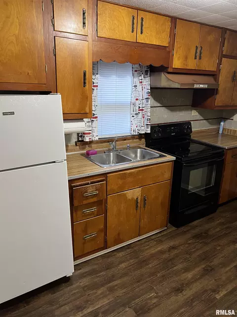 3044 S 11th St, Springfield, IL 62703 photo 7