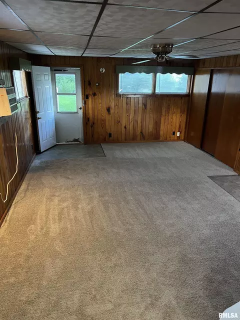 3044 S 11th St, Springfield, IL 62703 photo 3