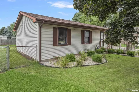 Exterior - 3013 Terra Ct, Springfield, IL 62707 photo 1 of 7