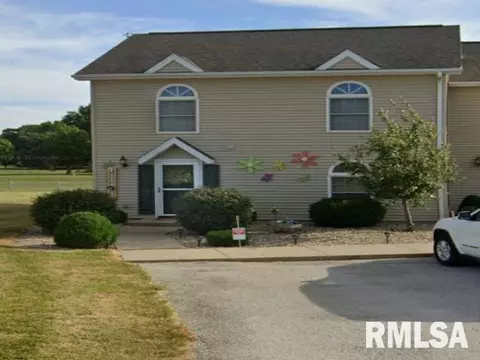 605 Beyers Lake Ests, Pana, IL 62557