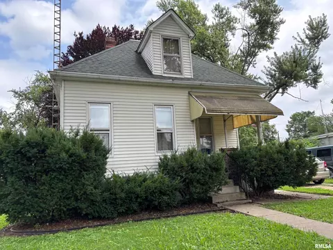 Exterior - 1920 N 9th St, Springfield, IL 62702 photo 4 of 4