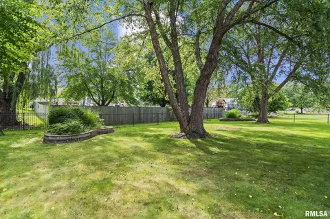 608 Tecumseh Trl, Springfield, IL 62711 photo 40