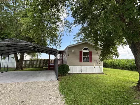 6640 Werner Rd, Curran, IL 62670