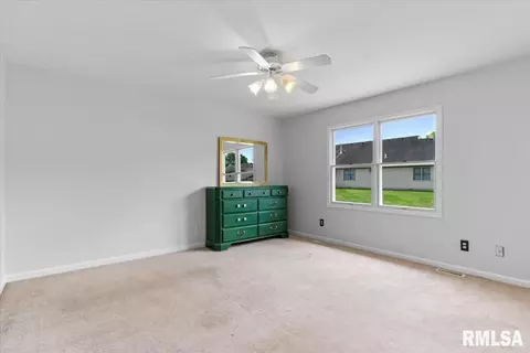 Bedroom - 2418 Neil St, Springfield, IL 62707 photo 1 of 7