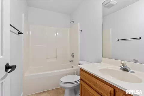 Other - 2418 Neil St, Springfield, IL 62707 photo 8 of 13