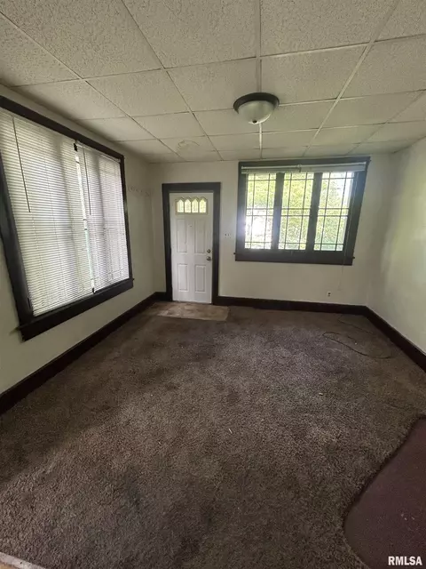 Other - 1453 N 3rd St, Springfield, IL 62702 photo 2 of 3