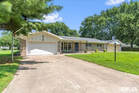 6 Somerset Dr, Springfield, IL 62711