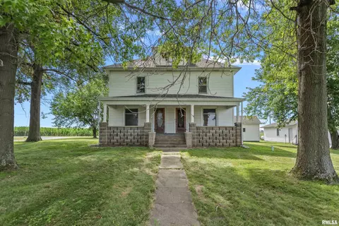 29779 Vine Rd, Palmyra, IL 62674
