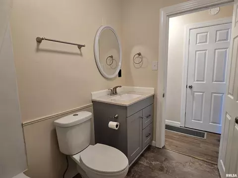 1812 S 1st St, Springfield, IL 62704 photo 16