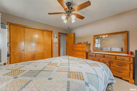 Bedroom - 20708 Long Rd, Delavan, IL 61734 photo 1 of 3