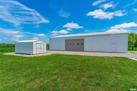 Exterior - 20708 Long Rd, Delavan, IL 61734 photo 6 of 6