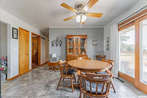 Dining - 20708 Long Rd, Delavan, IL 61734 photo 1 of 2