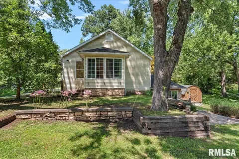 840 W Oak Ridge Ave, Springfield, IL 62702 photo 2