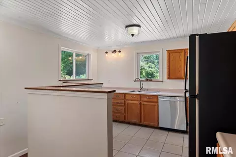 840 W Oak Ridge Ave, Springfield, IL 62702 photo 13