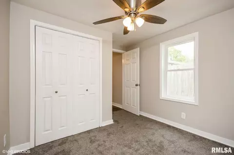 Bedroom - 18 Goodwin Ct, Springfield, IL 62704 photo 4 of 5