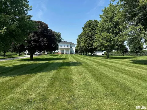 428 E 1050 N Rd, Morrisonville, IL 62546