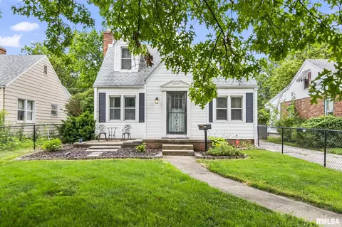 2541 S 5th St, Springfield, IL 62703
