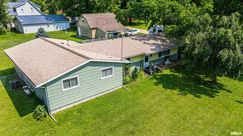 308 S Jefferson St, Armington, IL 61721