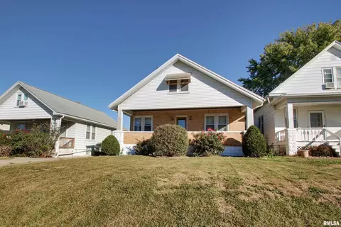 2807 College Ave, Quincy, IL 62301