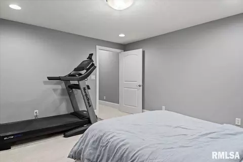 Bedroom - 4609 Lynhurst Rd, Springfield, IL 62711 photo 11 of 11