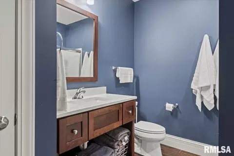 Bath - 4609 Lynhurst Rd, Springfield, IL 62711 photo 5 of 5